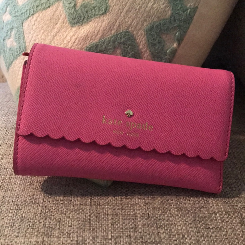 Gently used Kate Spade pink wallet!